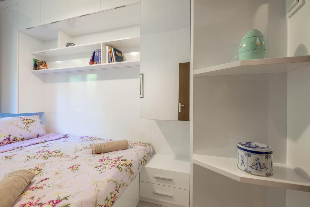 Your Perfect Place To Stay On Vitosha Str Apt Sofia Exterior foto